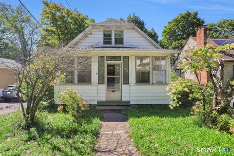 Photo of 27 Fairview Avenue, Middletown, CT 06457 (MLS # 24205927)