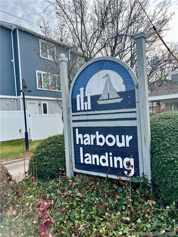 127 Harbour Close 127