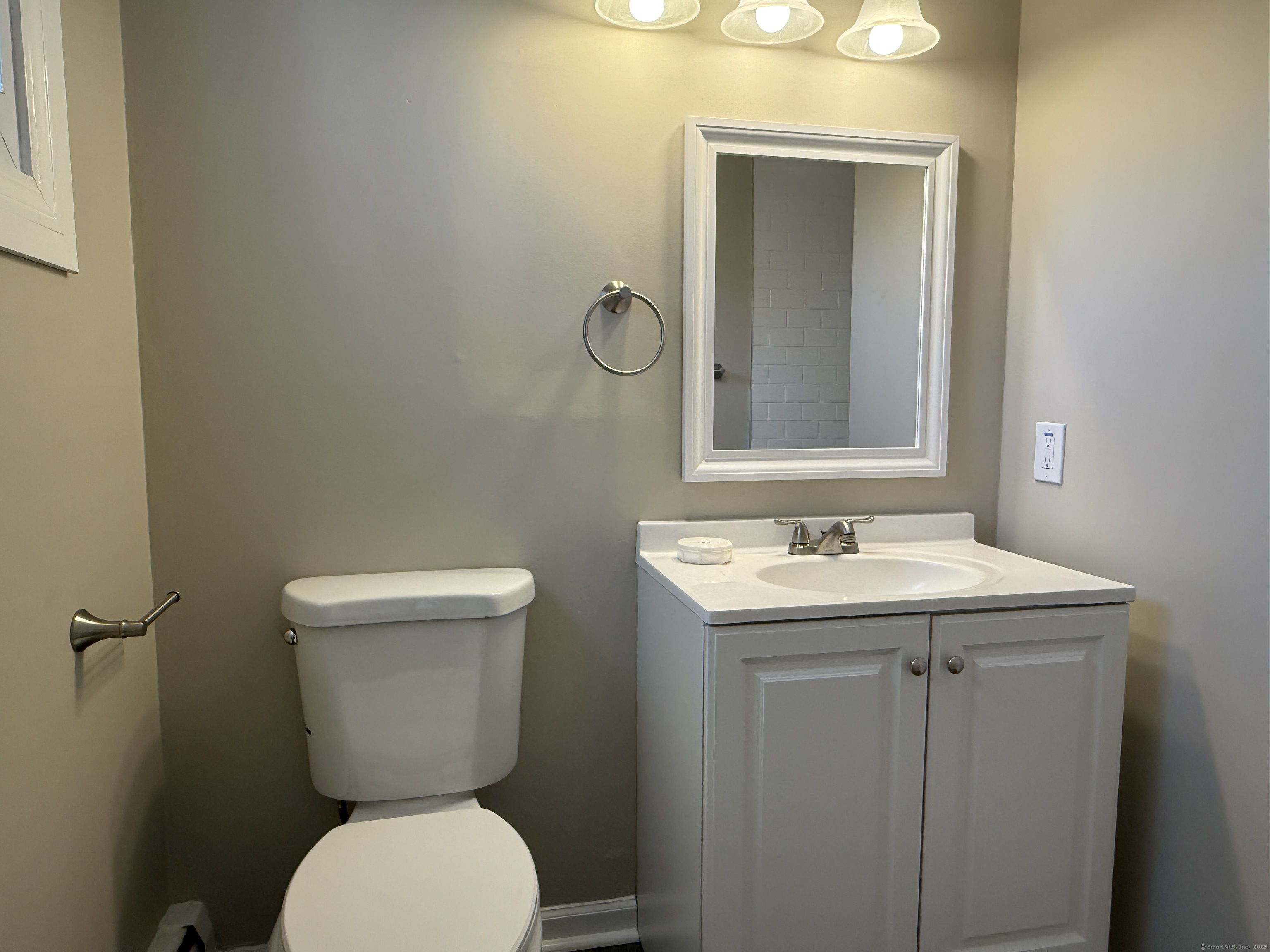 158 Monroe Street, East Hartford, Connecticut image 22