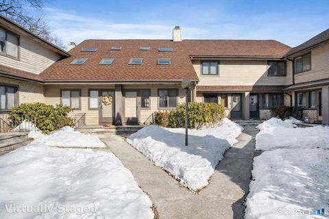 Photo of 2289 Bedford Street #A8, Stamford, CT 06905 (MLS # 24153327)