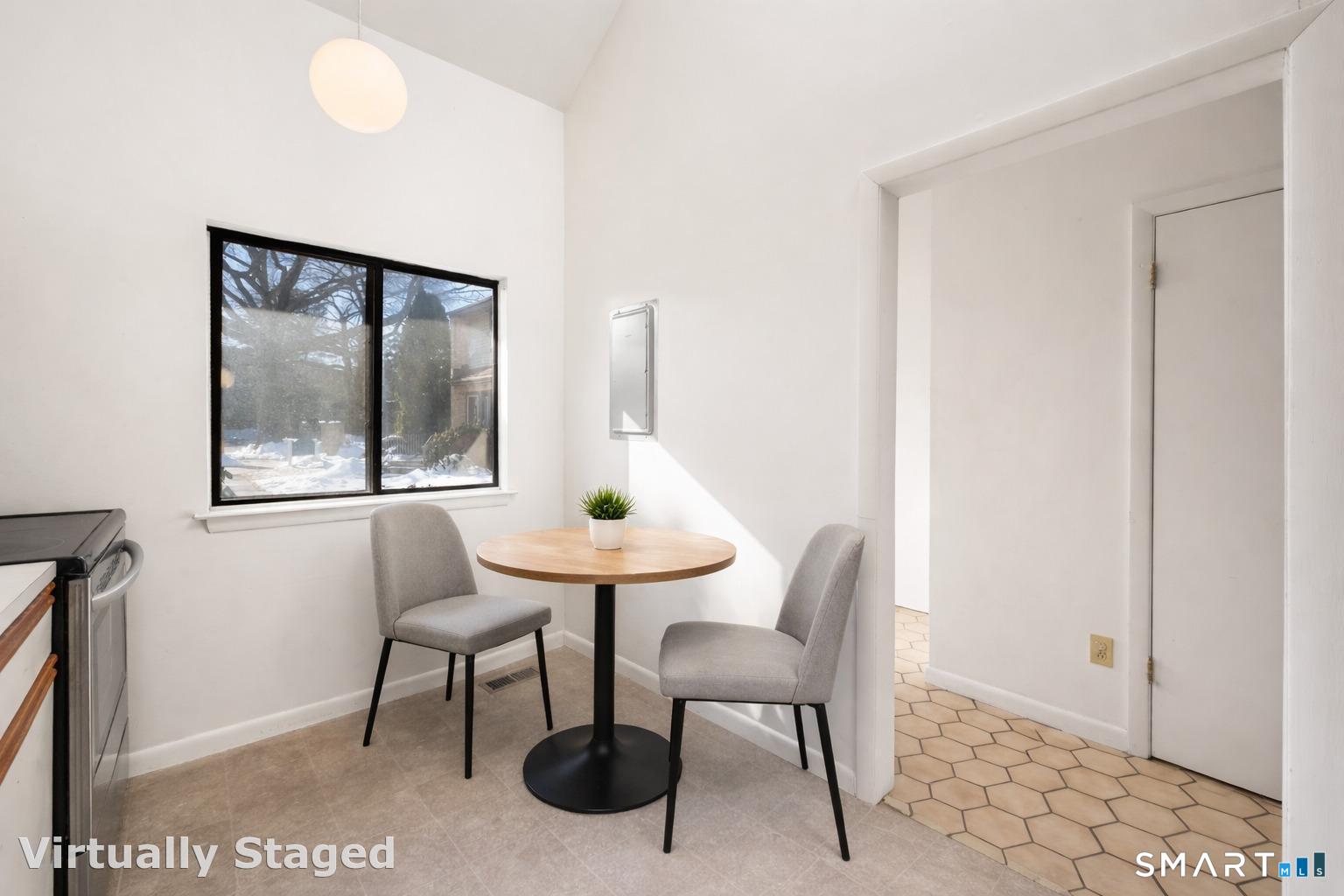 2289 Bedford Street A8