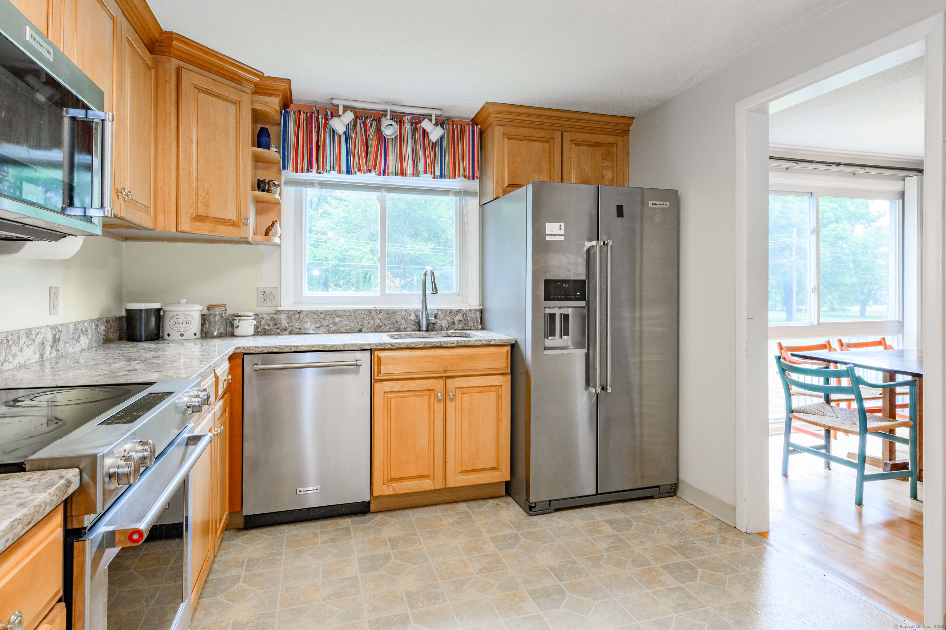 20 Wescott Road, Simsbury, Connecticut image 9