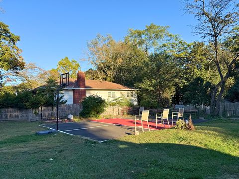 Tiny photo for 57 Austin Street, New Haven, CT 06515 (MLS # 24132957)