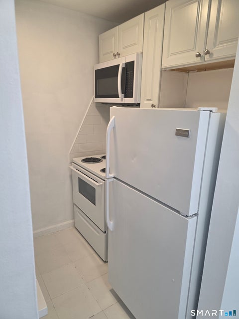 Tiny photo for 345 Benham Avenue #C7, Bridgeport, CT 06604 (MLS # 24213009)