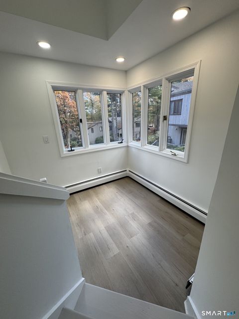 Tiny photo for 4 Earls Court #C, Farmington, CT 06032 (MLS # 24150320)