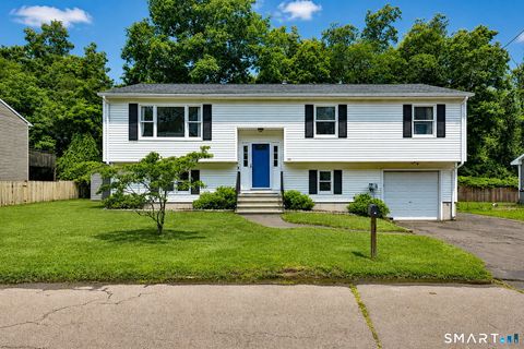 Photo of 24 Farview Avenue, East Haven, CT 06512 (MLS # 24188804)