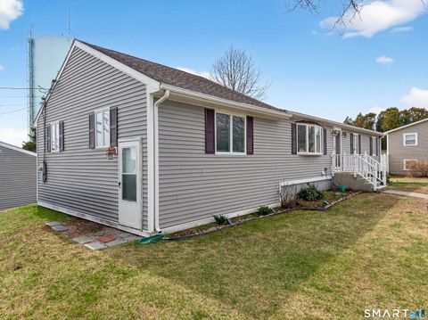Photo of 23 Skyview Terrace, Groton, CT 06340 (MLS # 24163109)