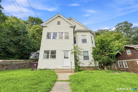 Multifamily For Rent - 25 Long Street #2<br/> New Britain, CT 06051