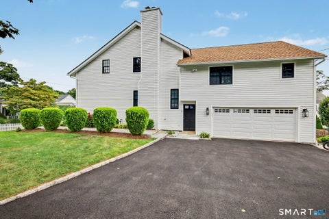 Photo of 15 Linden Pl Place #2, Greenwich, CT 06831 (MLS # 24201075)