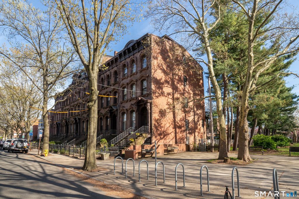 Photo of 562 Chapel Street, New Haven, CT 06511 (MLS # 24170965)