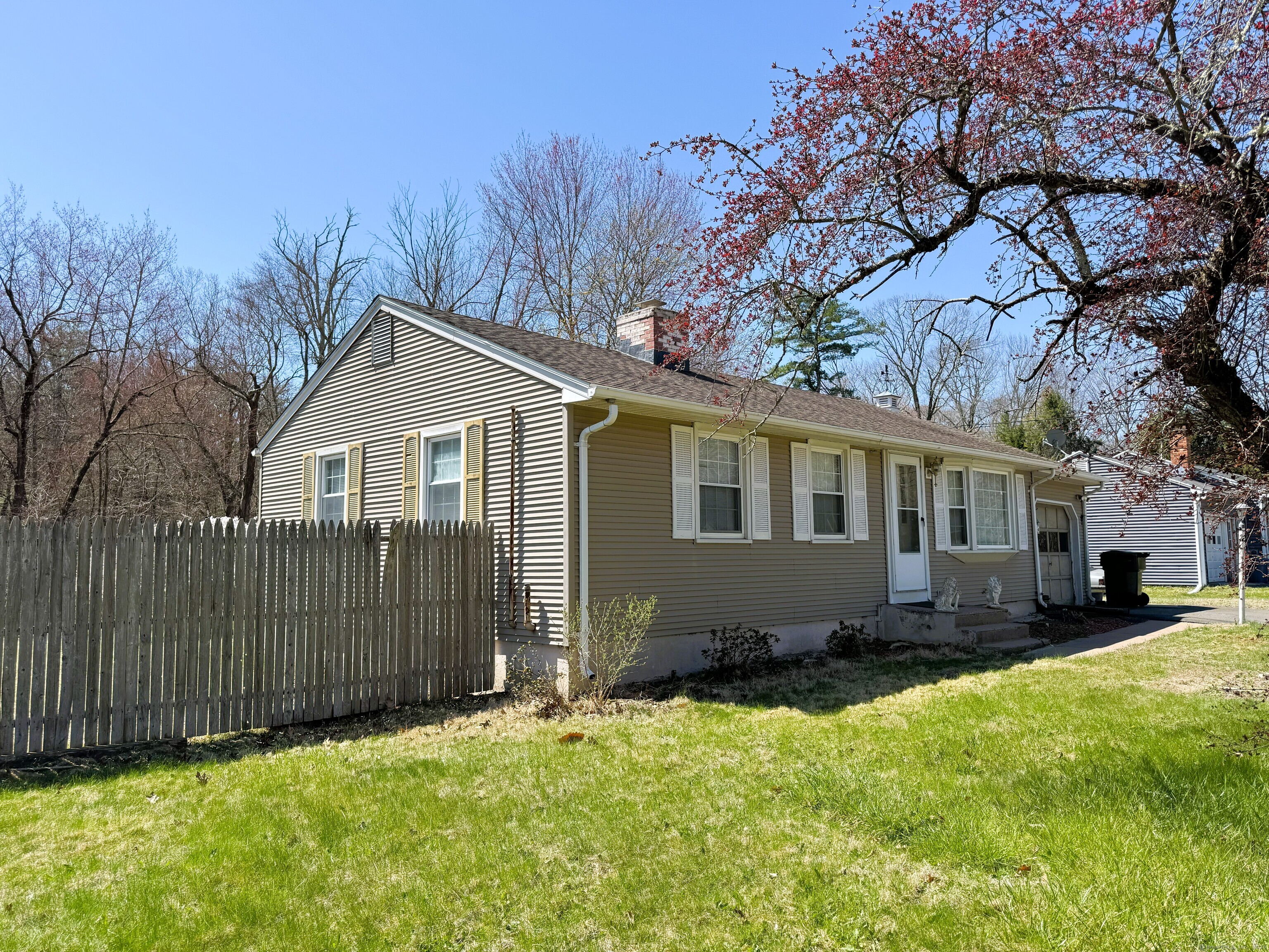 809 Burnham Street