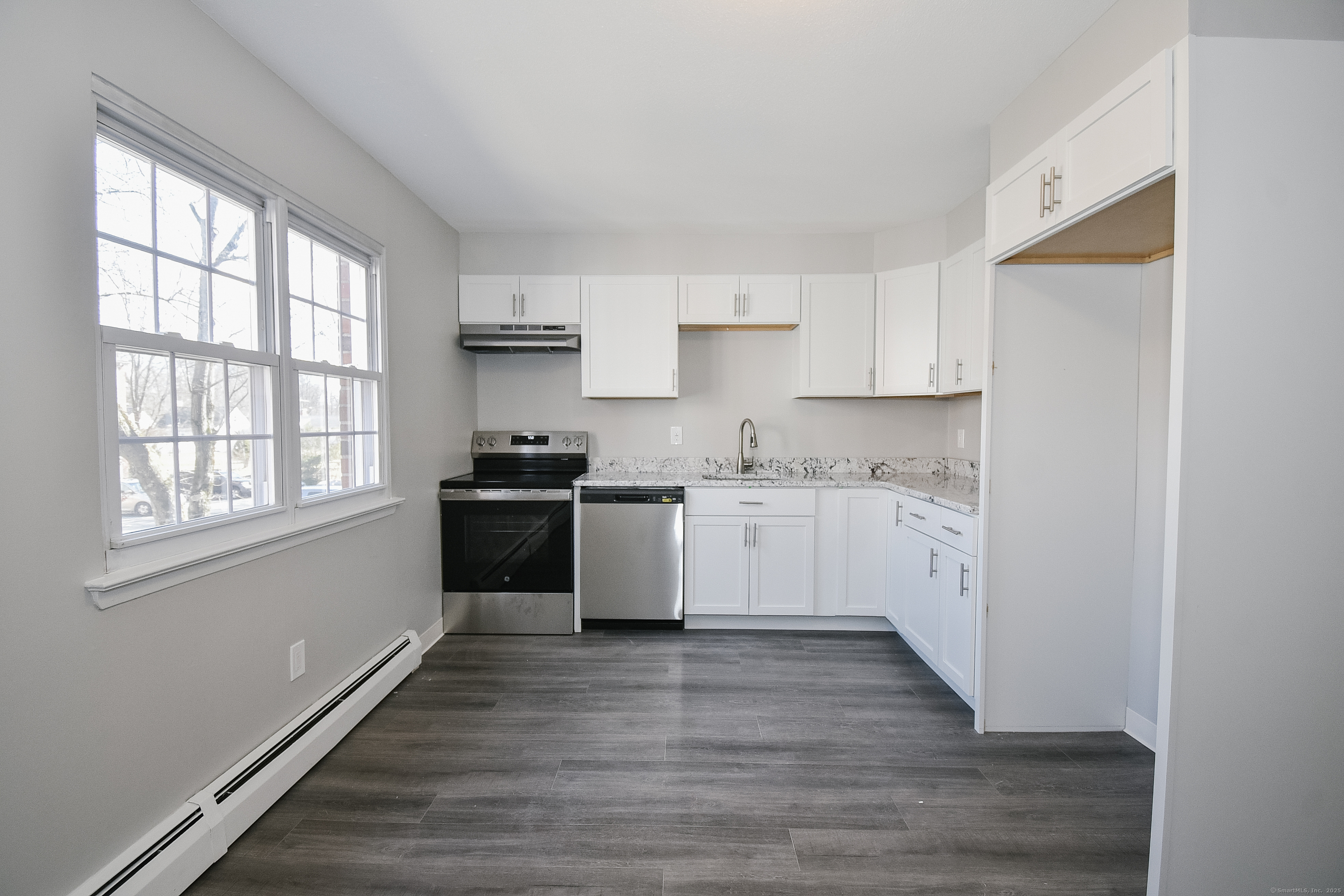 48 Beths Avenue #APT 34, Bristol, Connecticut image 5