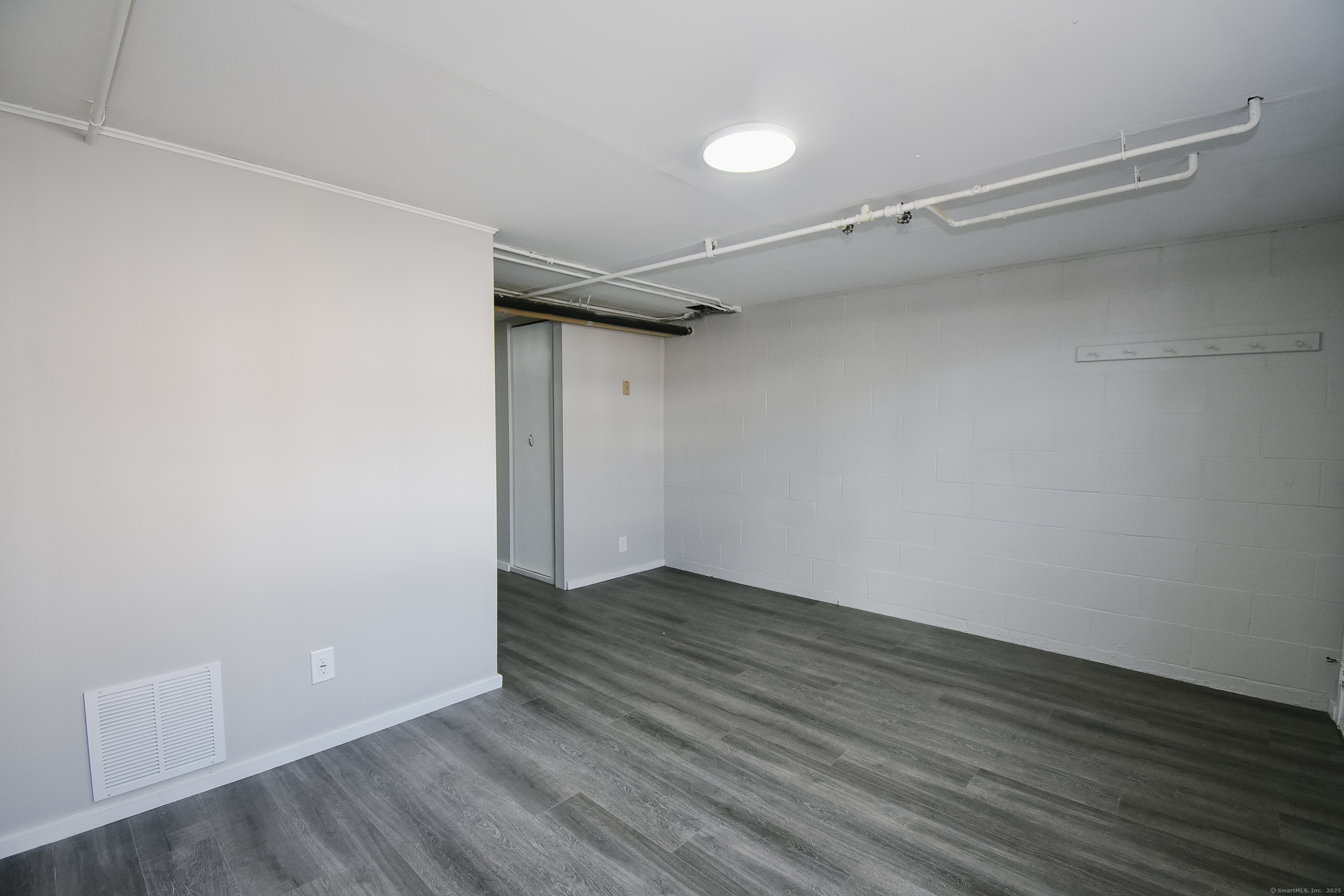 48 Beths Avenue #APT 34, Bristol, Connecticut image 17