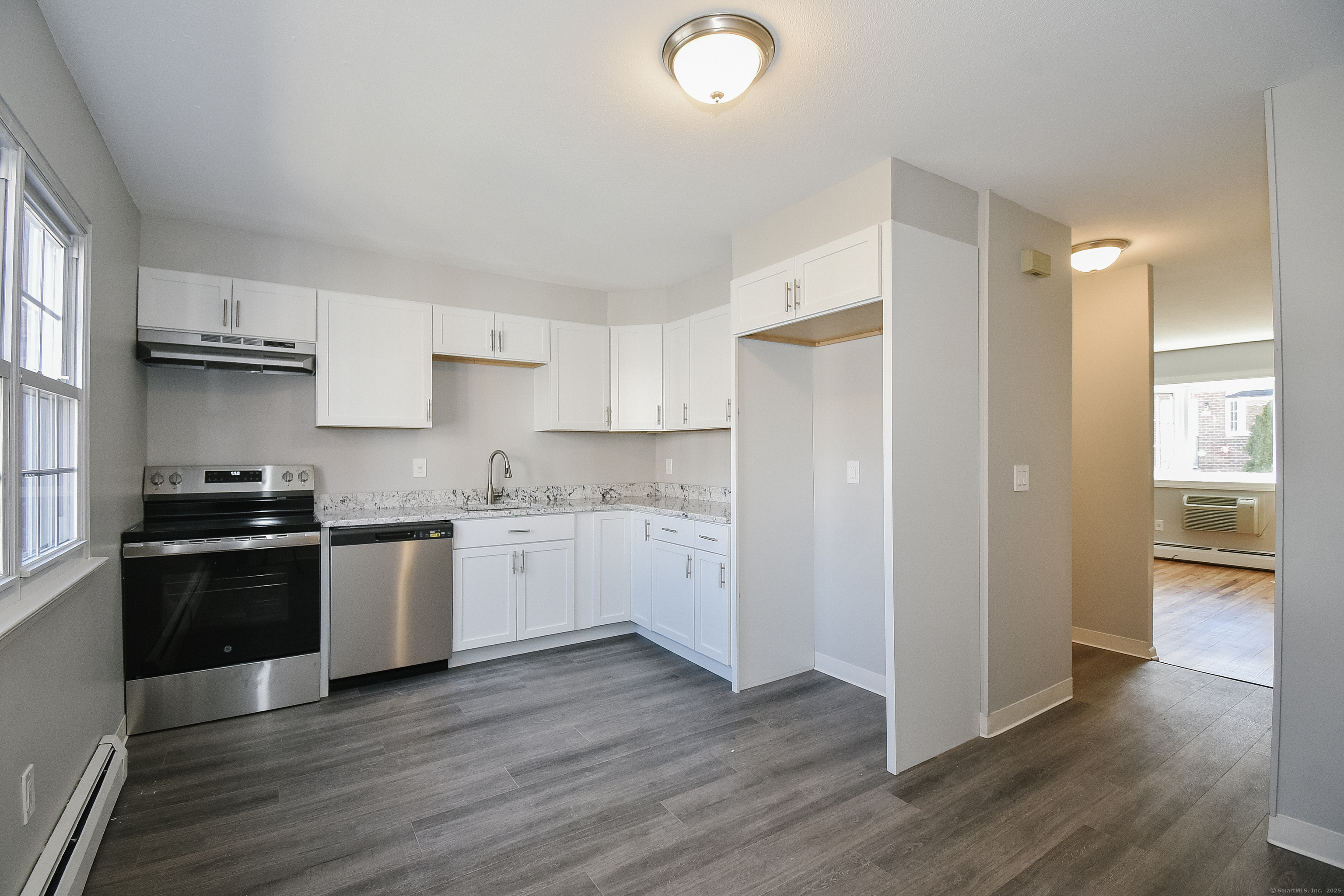 48 Beths Avenue #APT 34, Bristol, Connecticut image 4