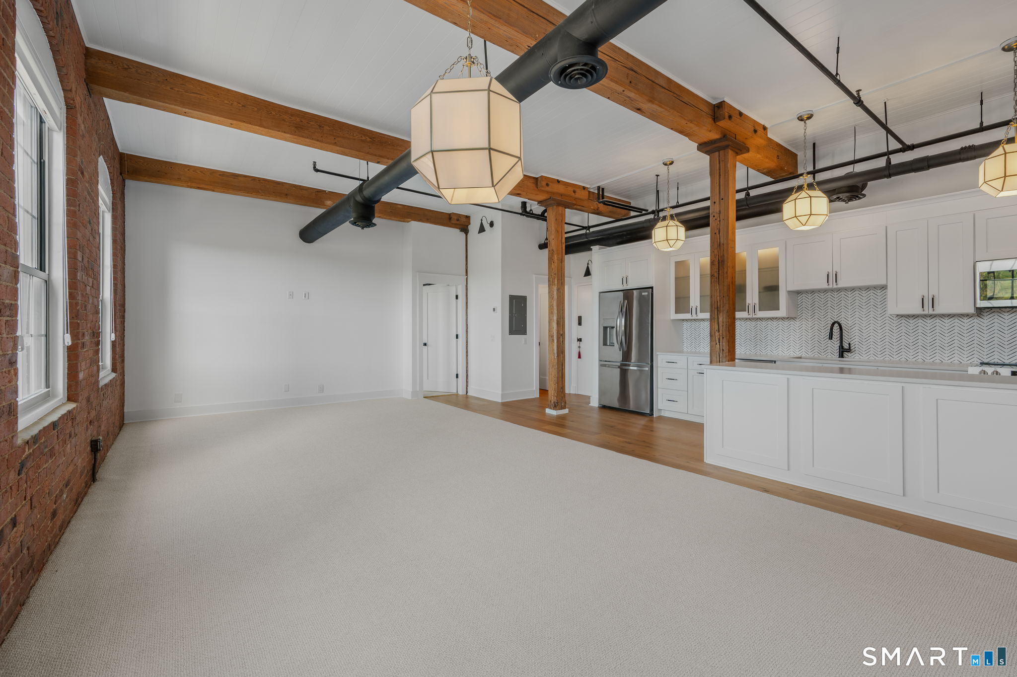 92 Main Street 410