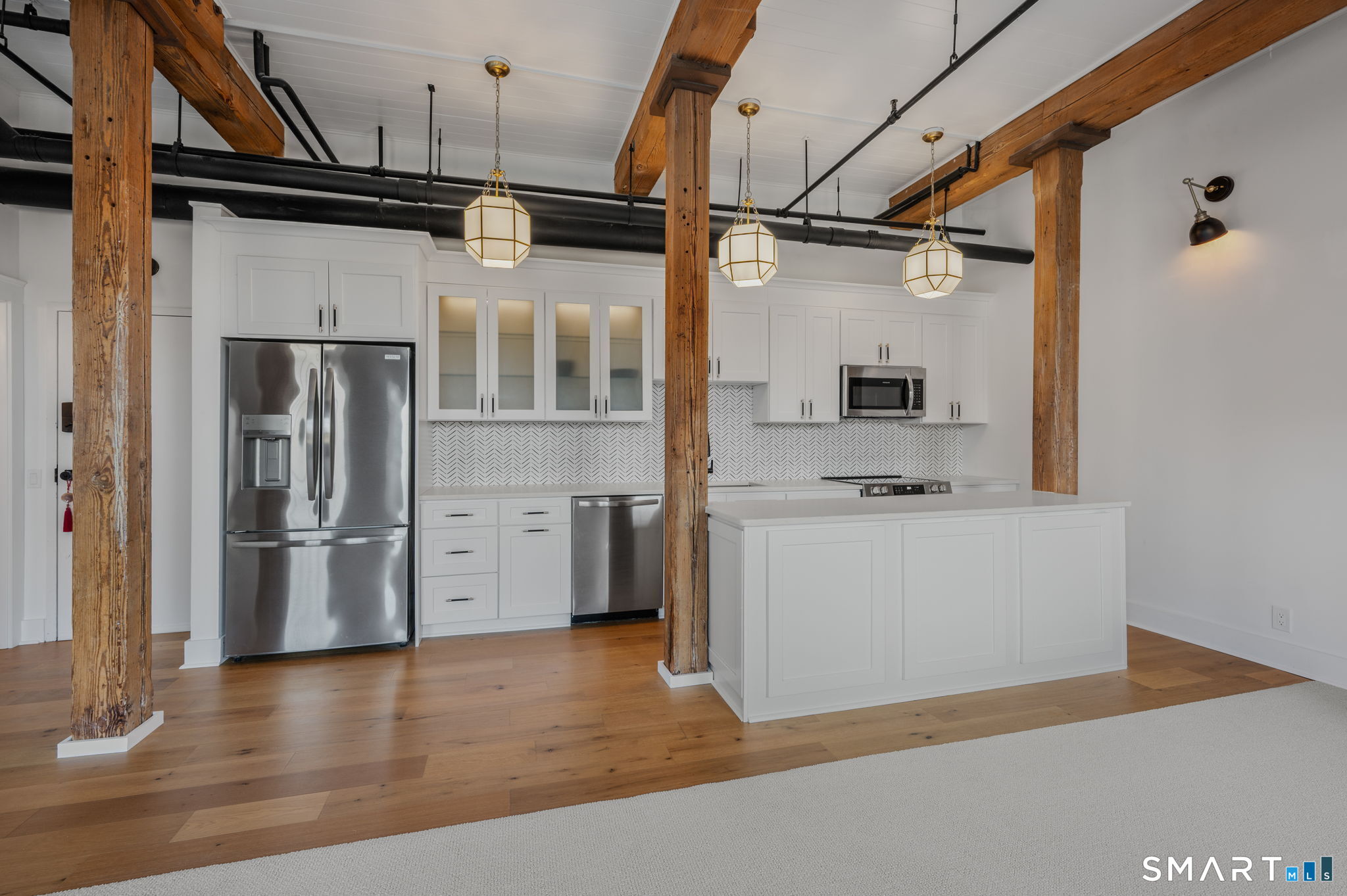 92 Main Street 410