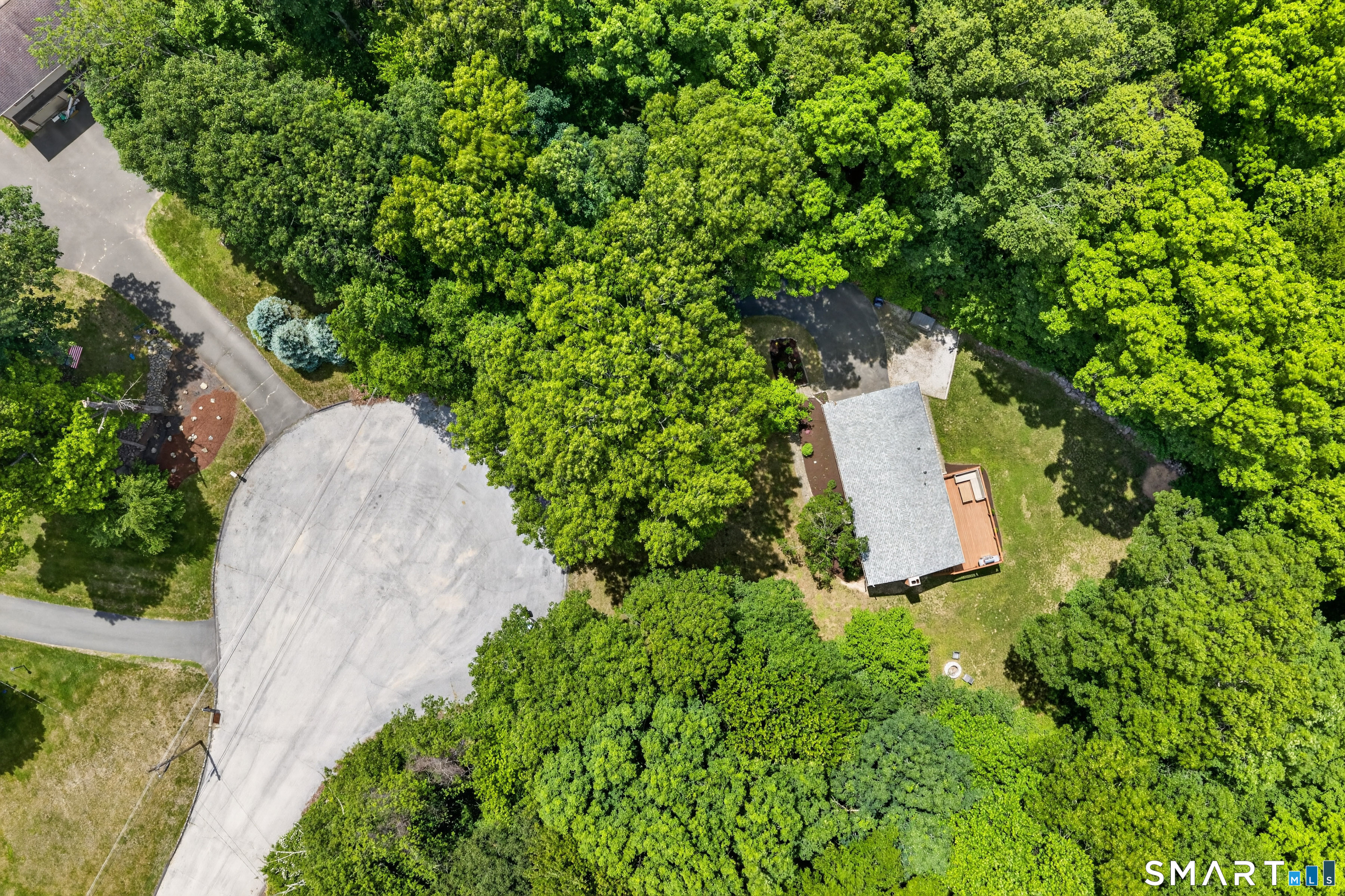 14 Deerfield Drive