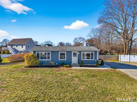 13-A Cove Street Old Saybrook CT 06475