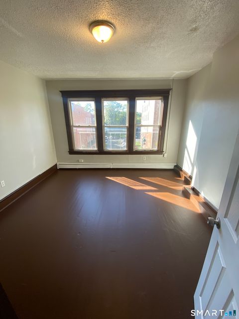 Tiny photo for 850 Park Street #3E, Hartford, CT 06106 (MLS # 24151934)