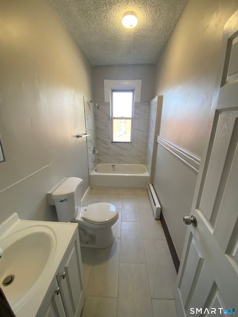 Tiny photo for 850 Park Street #3E, Hartford, CT 06106 (MLS # 24151934)