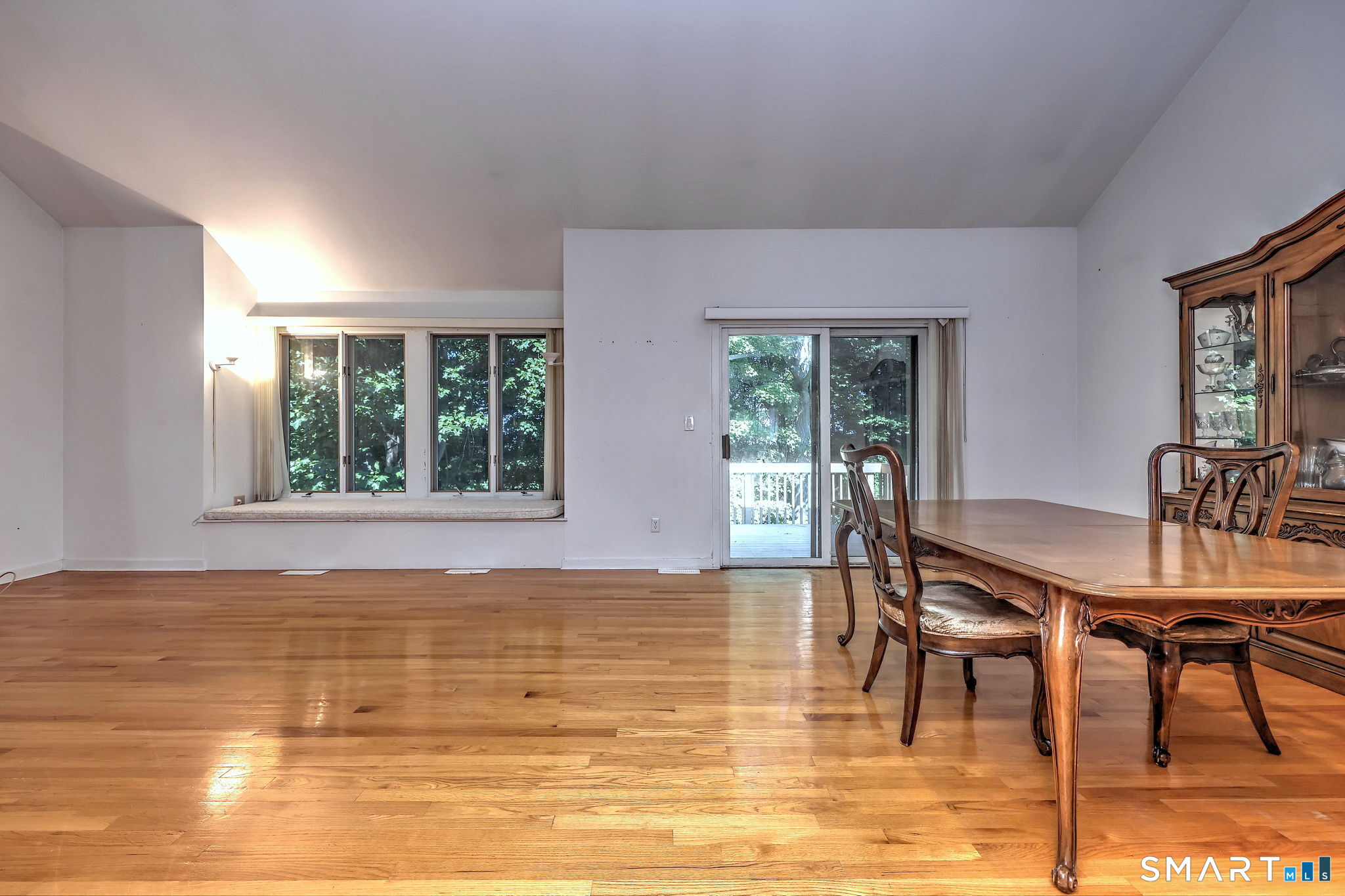 690 Forest Road 382