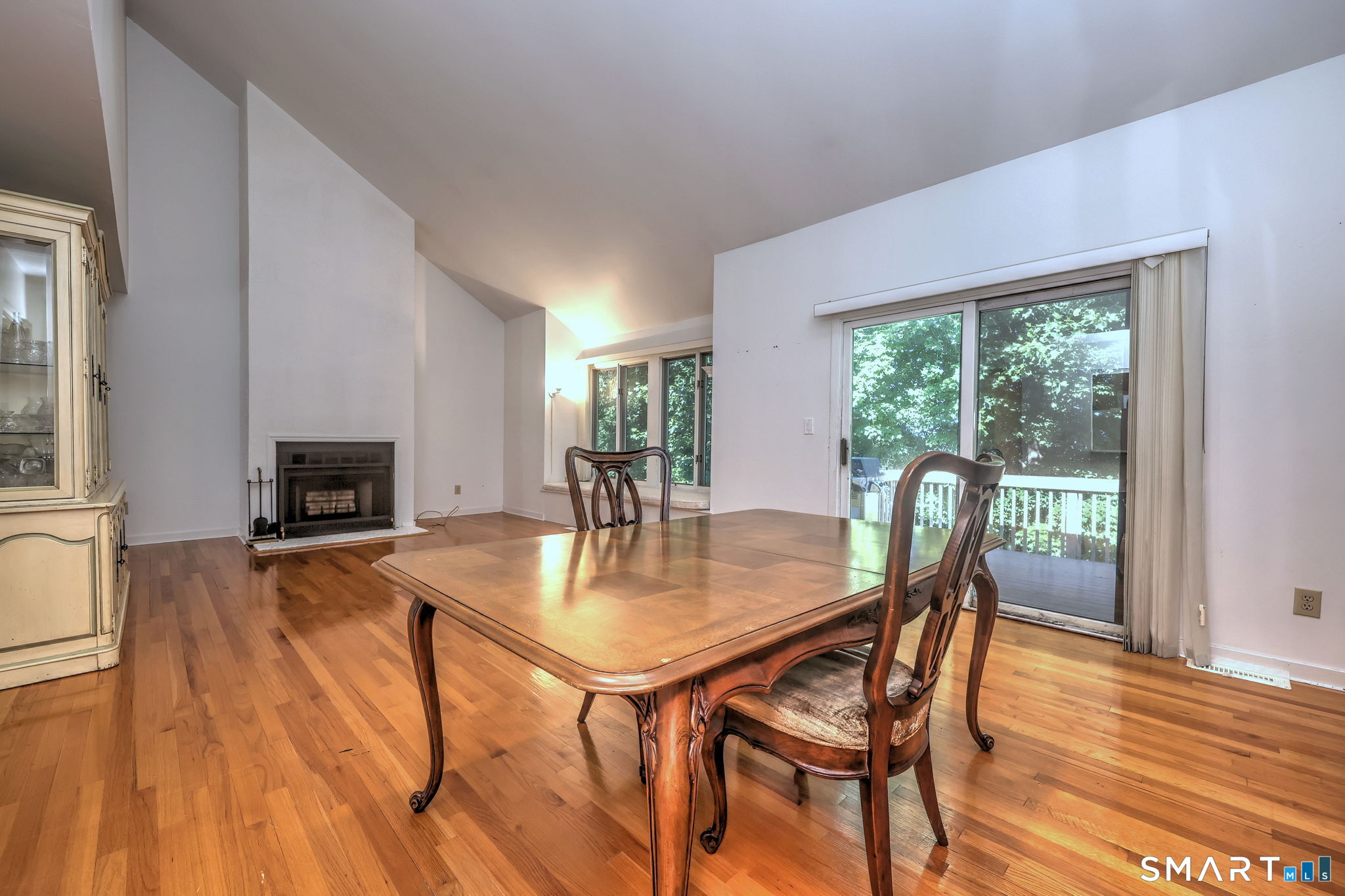 690 Forest Road 382