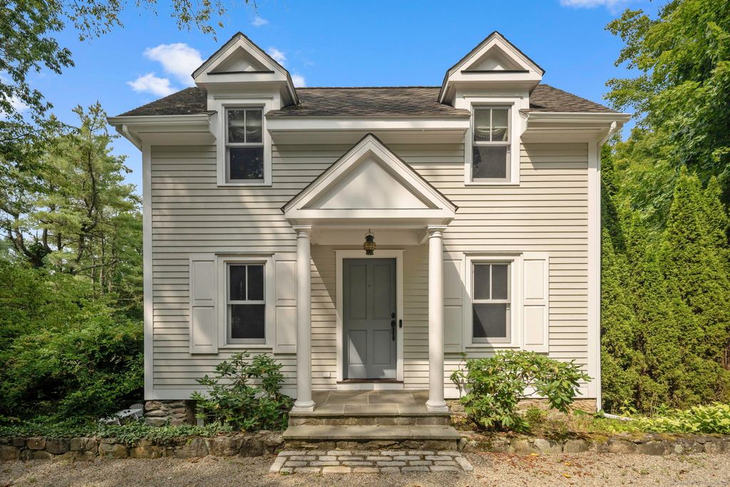 Photo of 202 Weed Street, New Canaan, CT 06840 (MLS # 24119009)