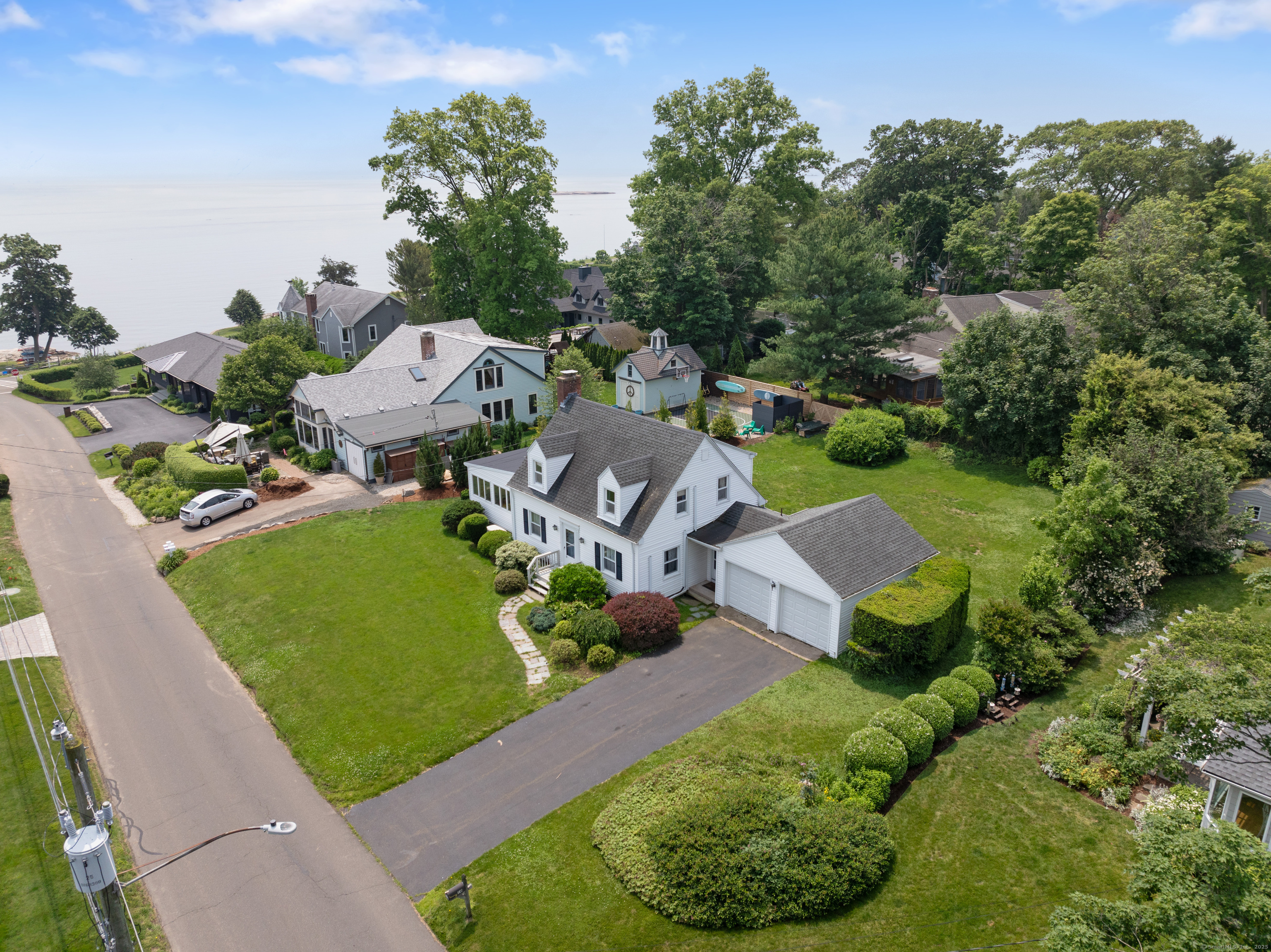 10 Montgomery Parkway