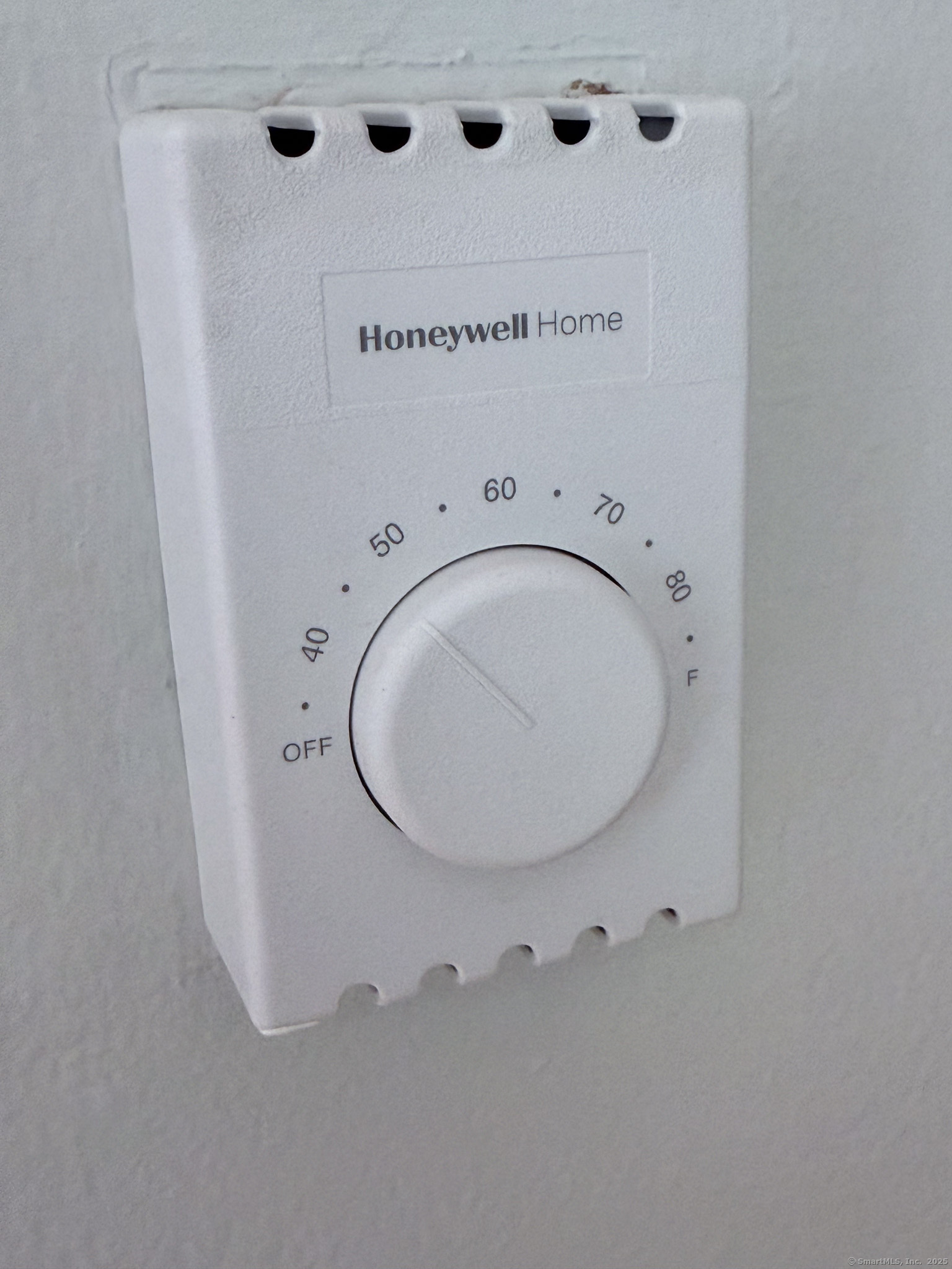 Bristol, Connecticut 06010, United States, 3 Bedrooms Bedrooms, ,1 BathroomBathrooms,Residential,Active,156465