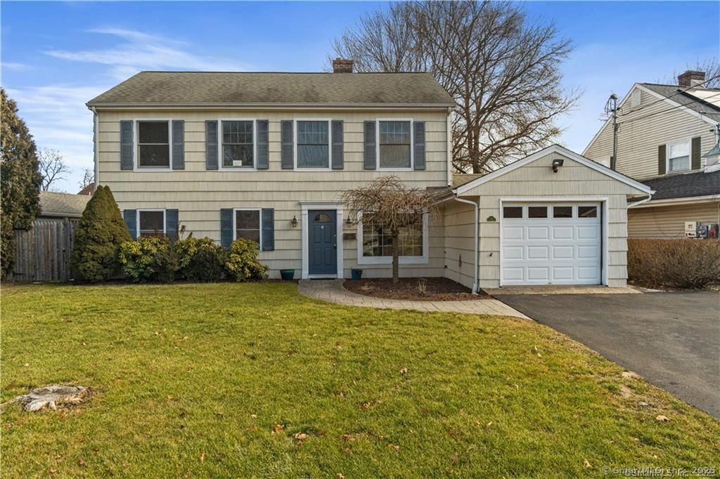 Photo of 29 Saddle Road, Norwalk, CT 06851 (MLS # 24124007)