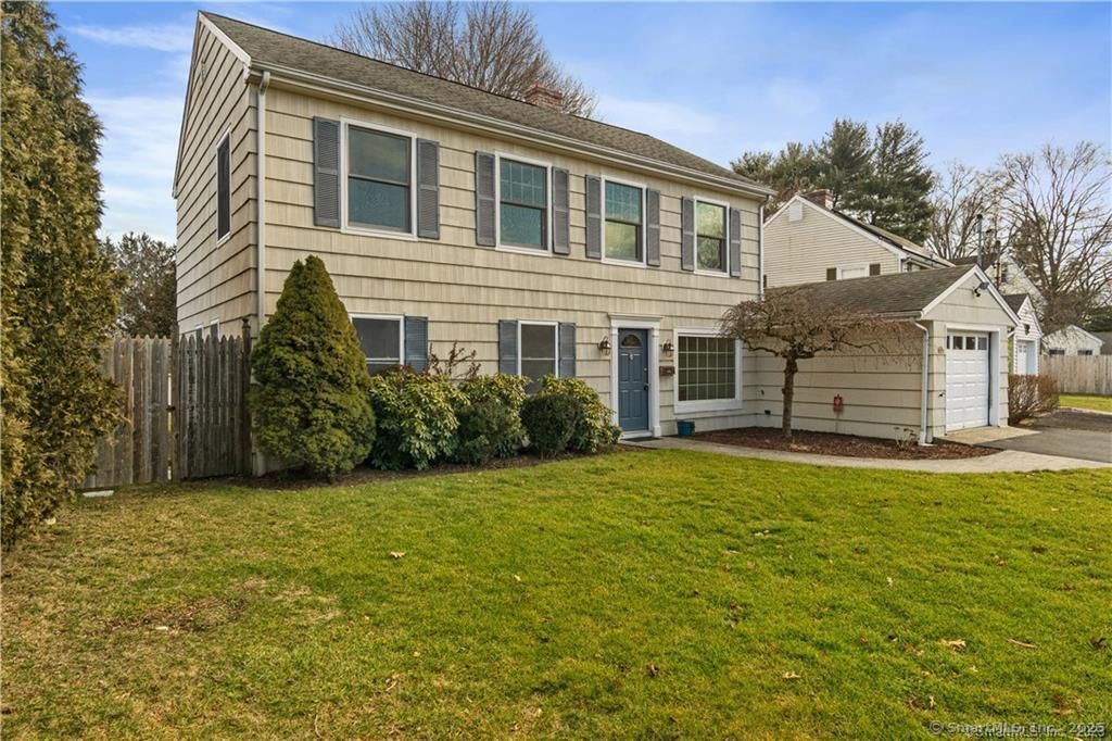 Photo of 29 Saddle Road, Norwalk, CT 06851 (MLS # 24124007)