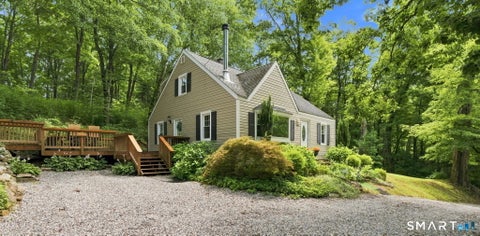Homes For Sale - 165 Mansion Road<br/> Wallingford, CT 06492