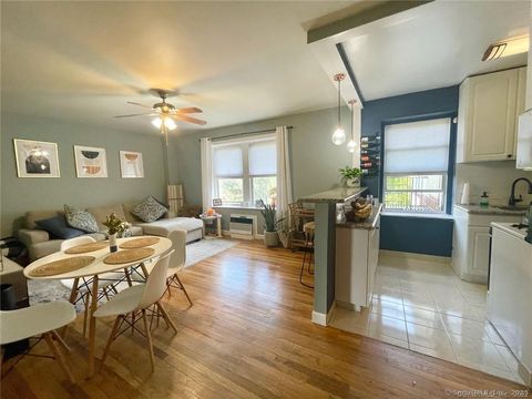 Tiny photo for 124 Woodside Green Street #3B, Stamford, CT 06901 (MLS # 24137134)