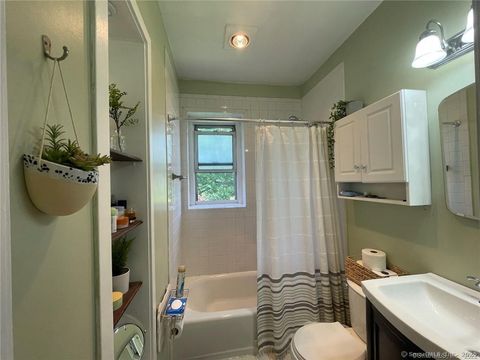 Tiny photo for 124 Woodside Green Street #3B, Stamford, CT 06901 (MLS # 24137134)