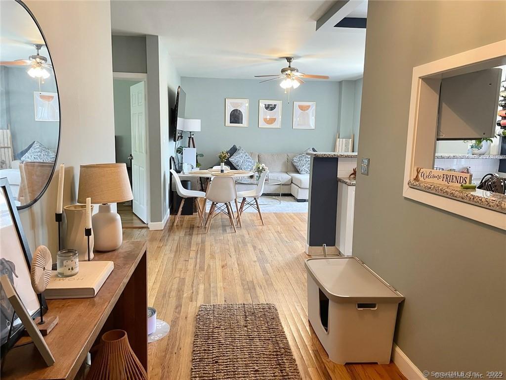 124 Woodside Green Street 3B