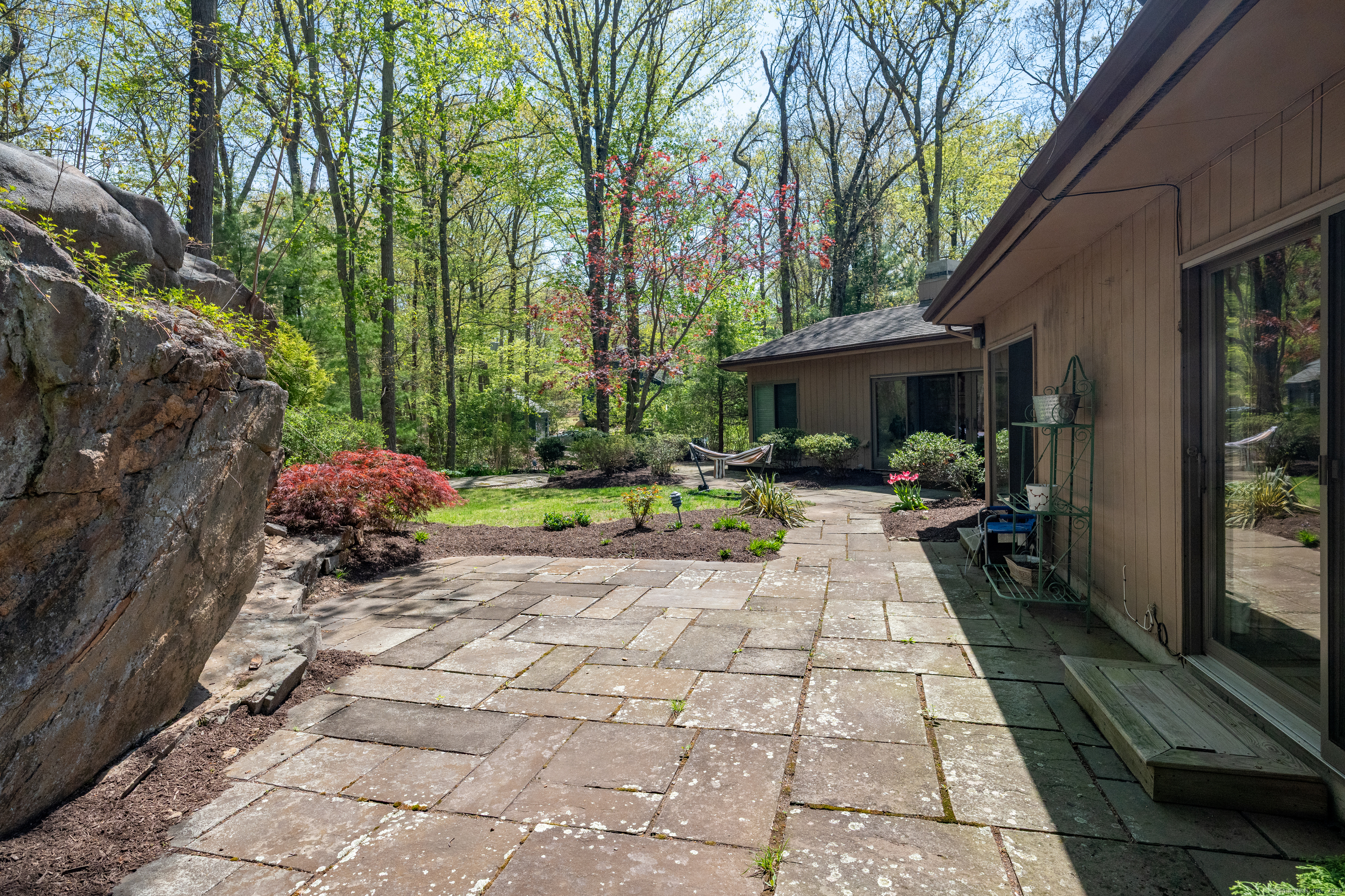 291 Peddlers Road, Guilford, Connecticut image 13
