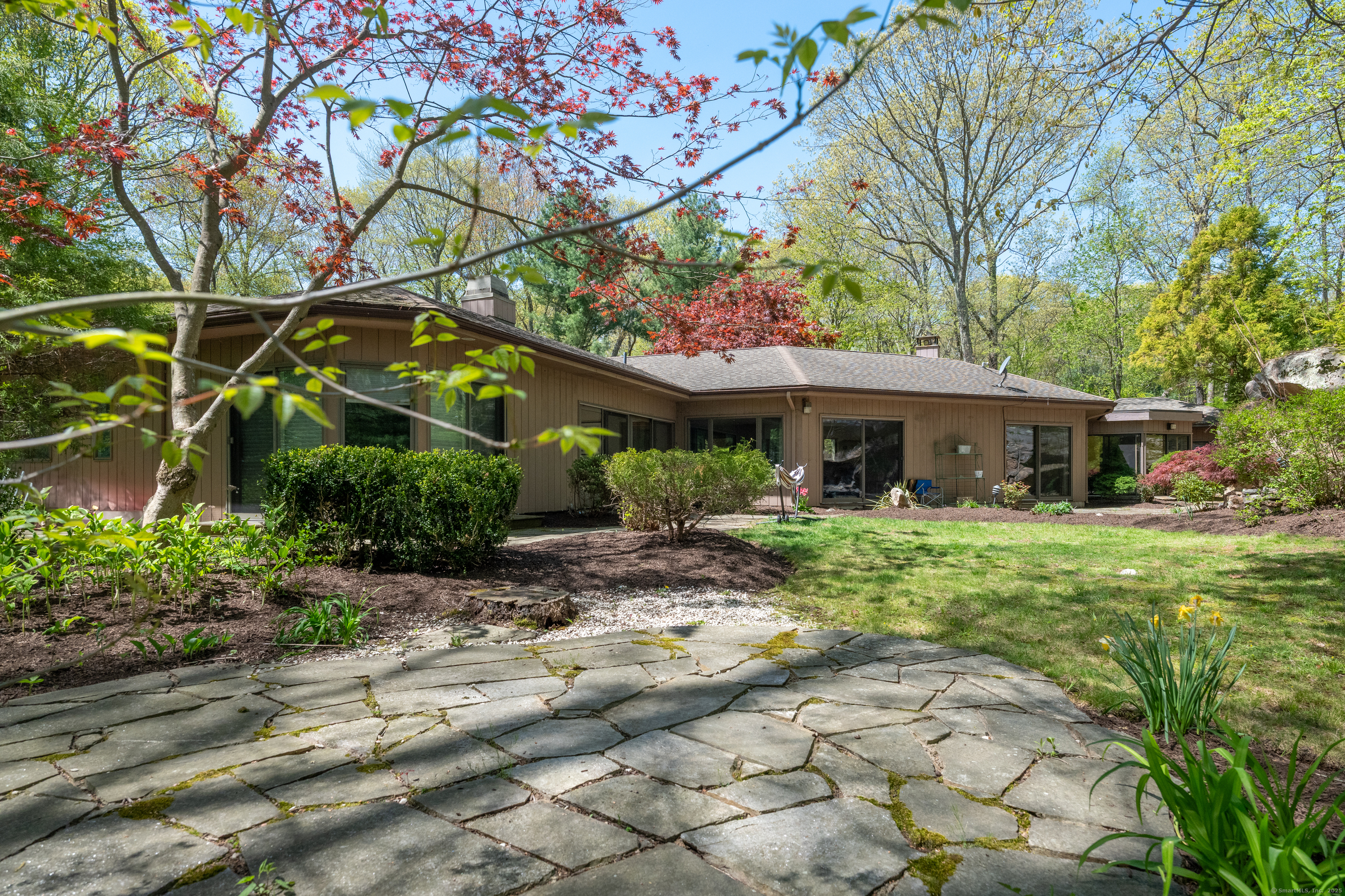 291 Peddlers Road, Guilford, Connecticut image 9