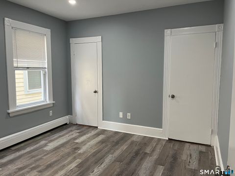 Tiny photo for 2449 North Avenue #1, Bridgeport, CT 06604 (MLS # 24146974)