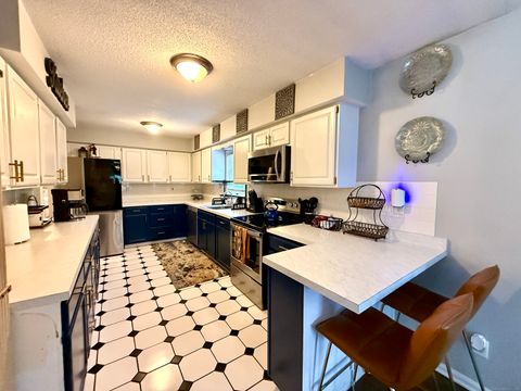 Tiny photo for 33D Laurel Point Drive, Montville, CT 06370 (MLS # 24131454)