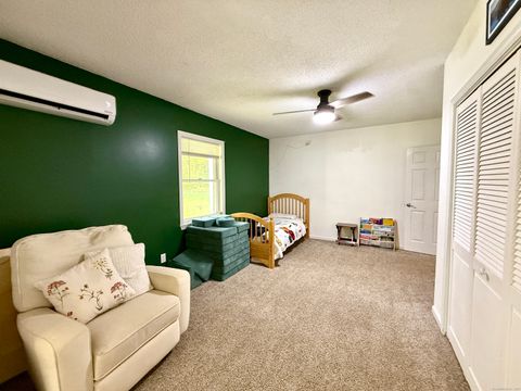 Tiny photo for 33D Laurel Point Drive, Montville, CT 06370 (MLS # 24131454)