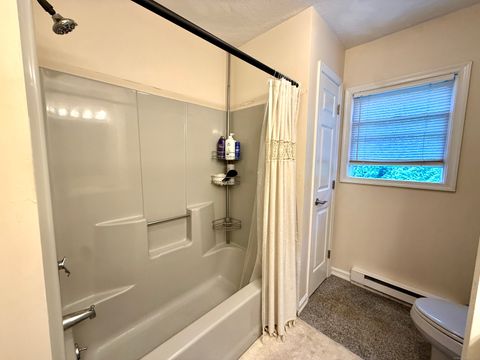 Tiny photo for 33D Laurel Point Drive, Montville, CT 06370 (MLS # 24131454)