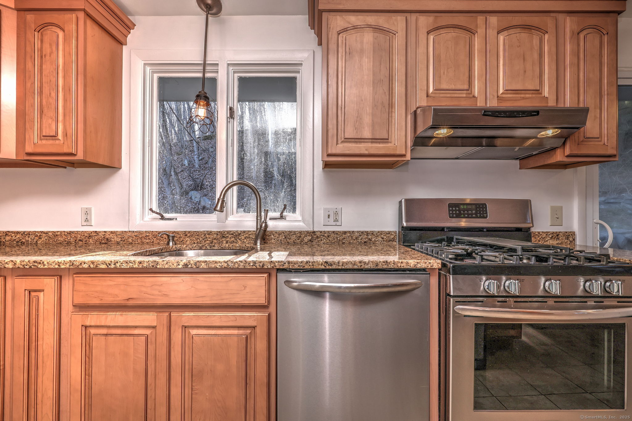 16 Fountain Terrace, New Haven, Connecticut image 5