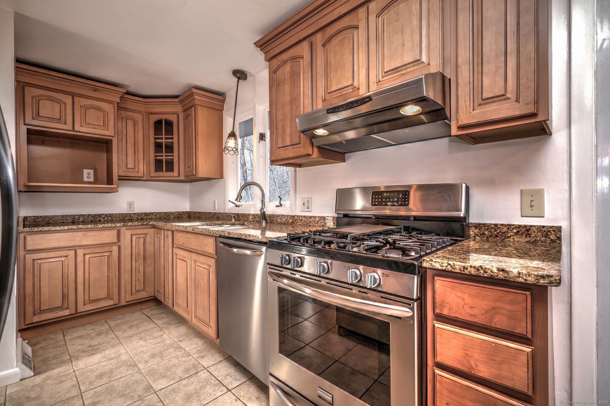 16 Fountain Terrace, New Haven, Connecticut image 4