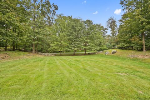 Tiny photo for 78 Londonderry Drive, Greenwich, CT 06830 (MLS # 24129124)
