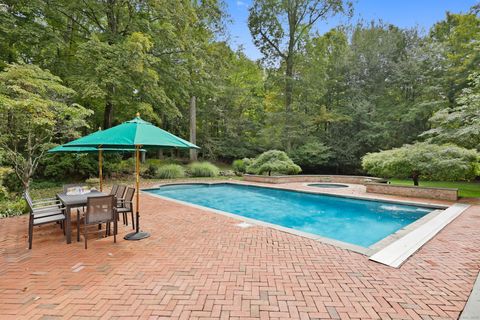 Tiny photo for 78 Londonderry Drive, Greenwich, CT 06830 (MLS # 24129124)