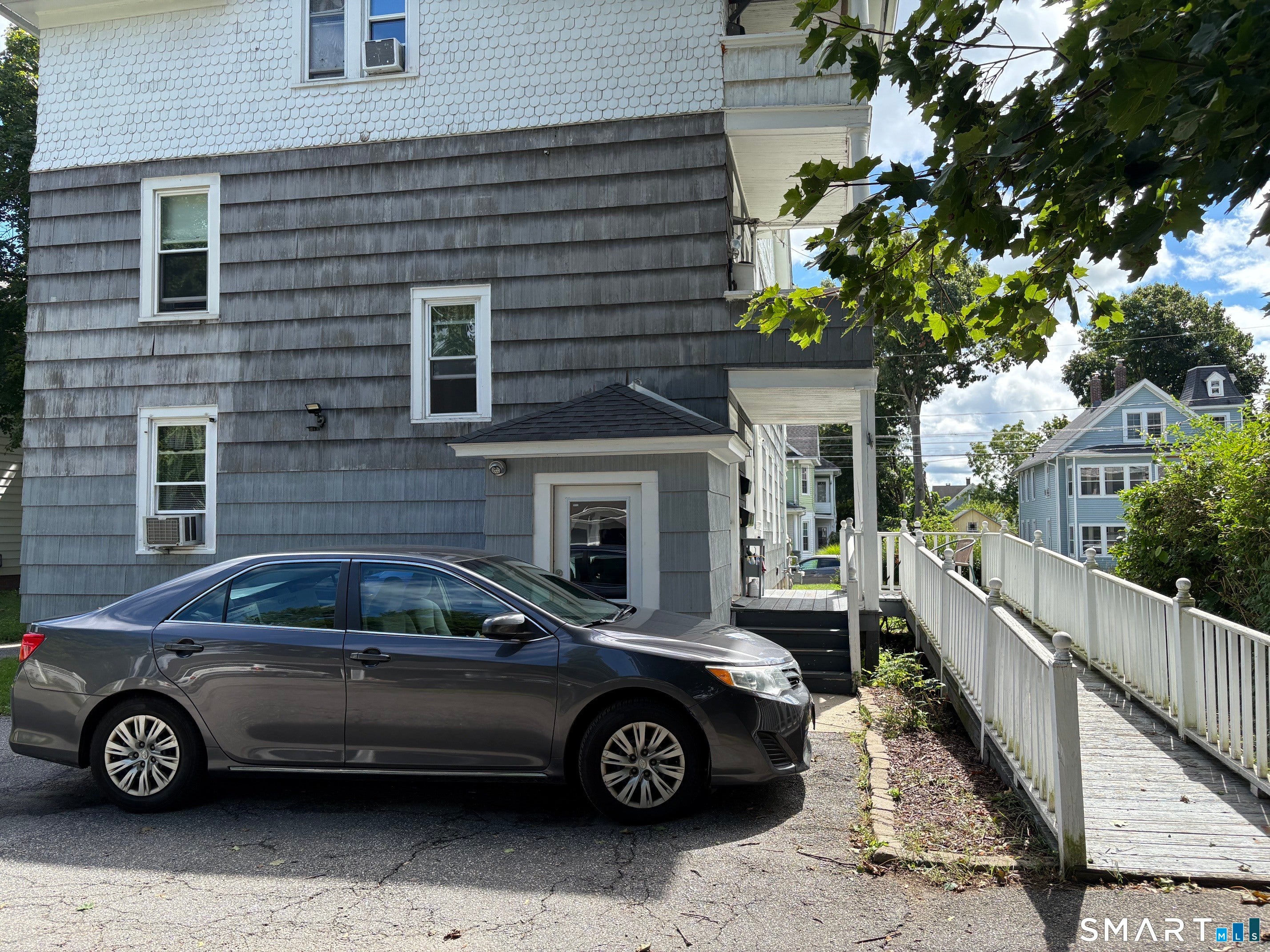 71 Pythian Avenue