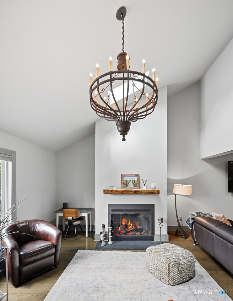 12 Boulevard Drive 23-141