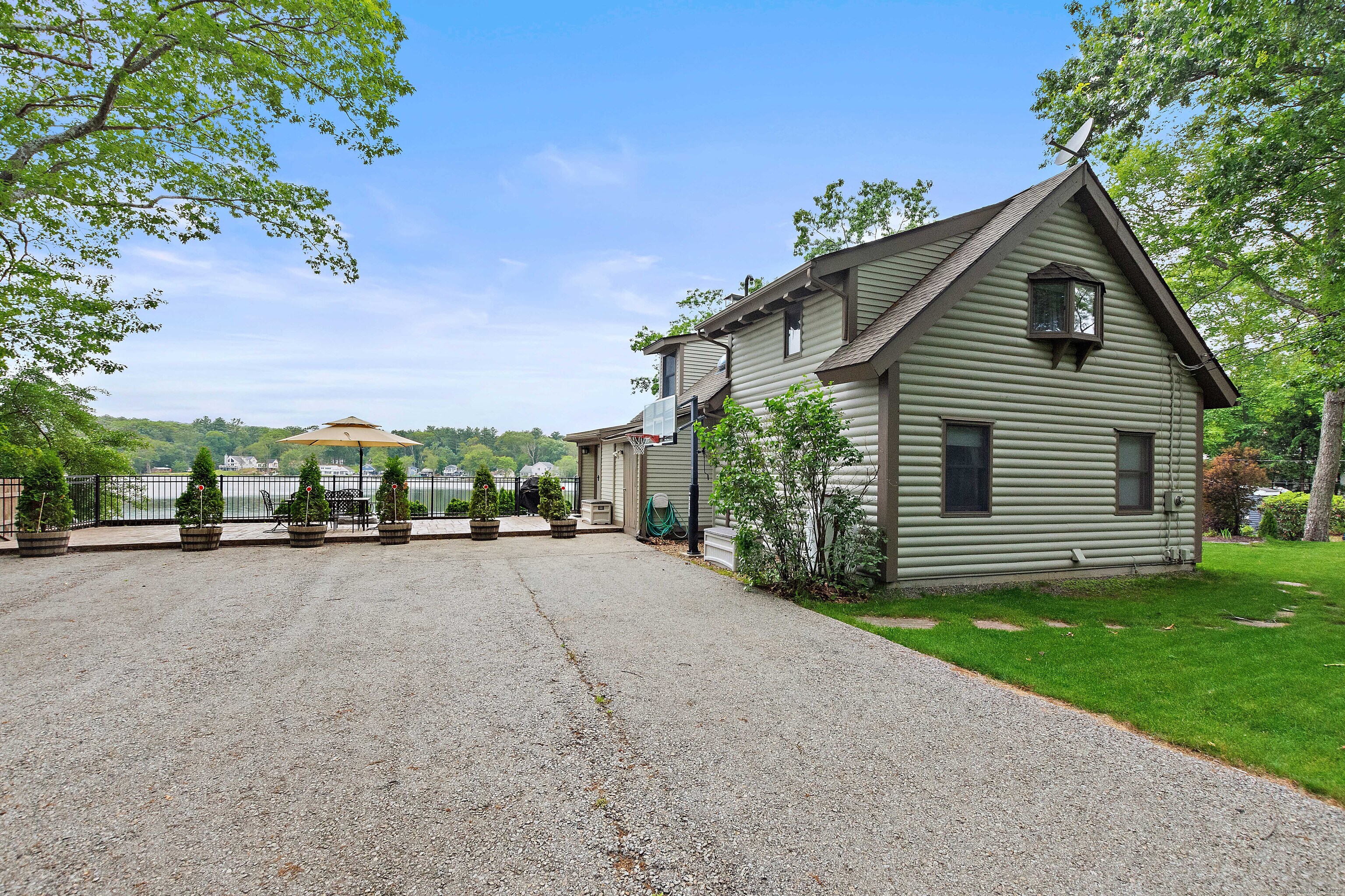 23 Center Street, Thompson, Connecticut image 32