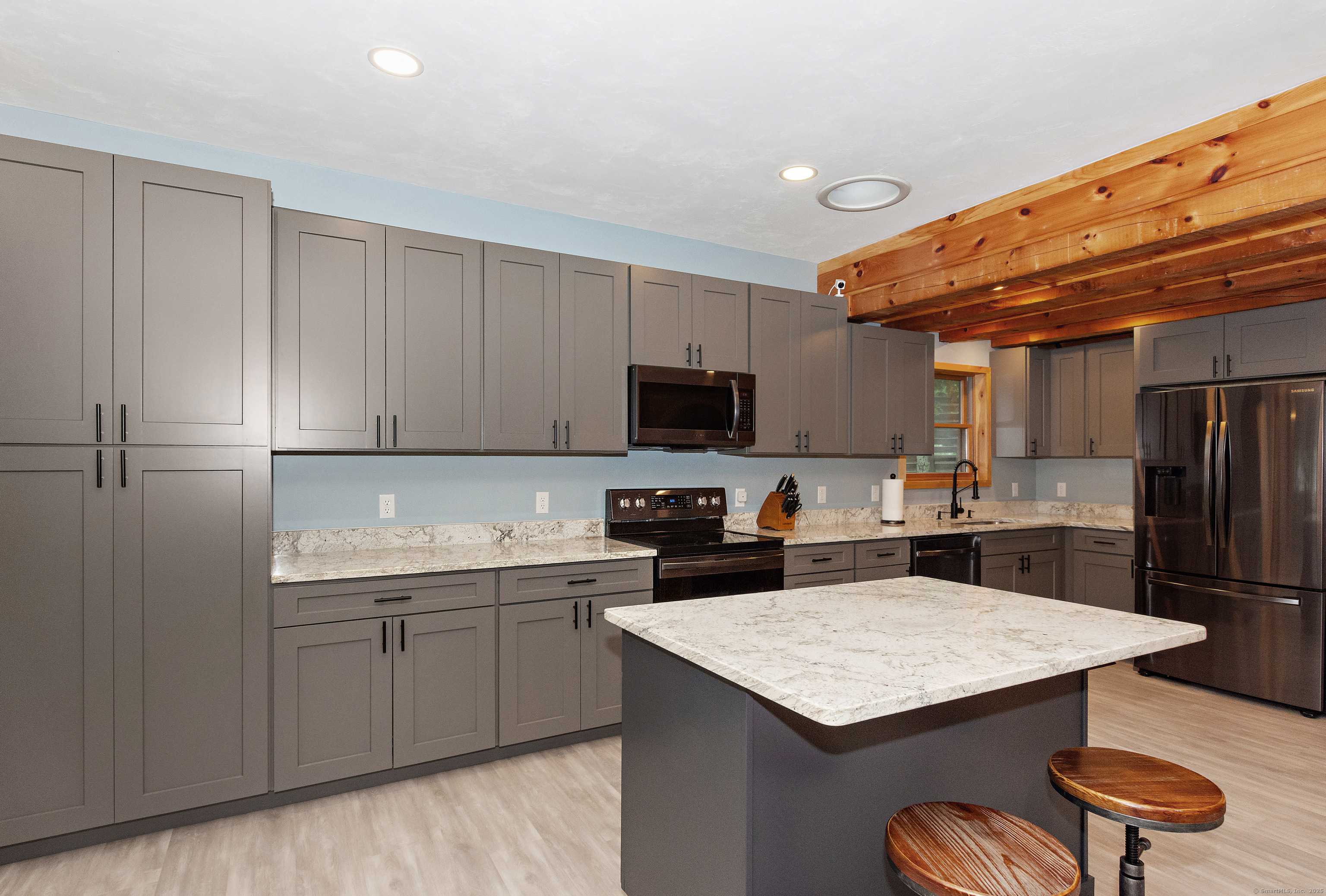 23 Center Street, Thompson, Connecticut image 9