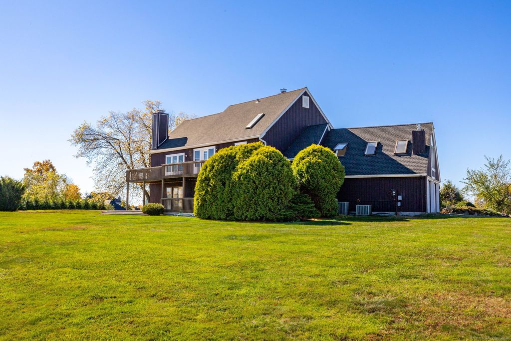Photo of 57 Bayview Circle, Watertown, CT 06795 (MLS # 24135102)